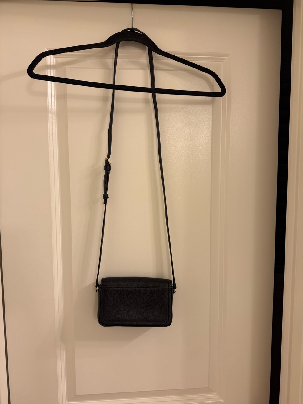 Marc Jacobs Groove Mini Black Pebbled Leather Crossbody Bag - Picture 4 of 11